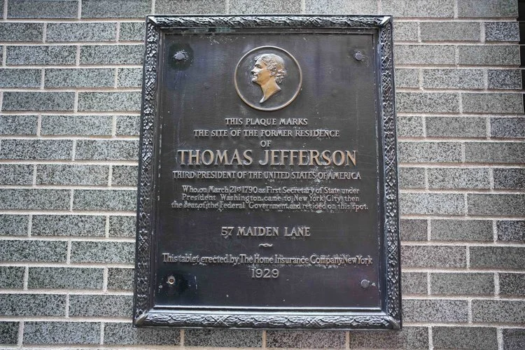 A plaque denotes the spot where Thomas Jefferson’s New York City home once stood.