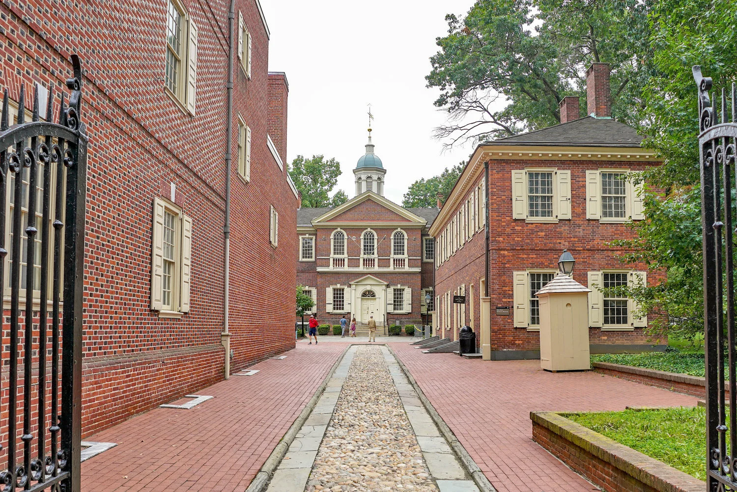 Carpenters Hall: 1791- 1797 Headquarters of the First Bank of the United States.
